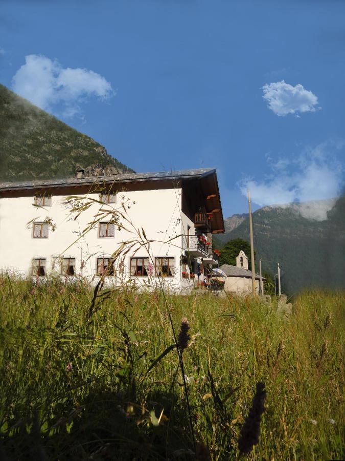 Hotel Laurent Gaby Exteriér fotografie